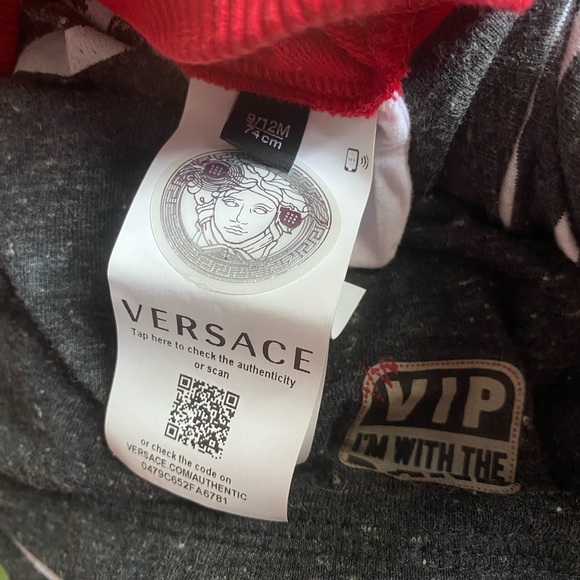 Baby Versace sweater 9/12 months - Picture 3 of 3